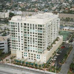 Collins Ave Miami Mid Rise